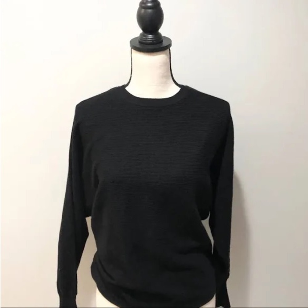 Carmen Marc Valvo Ribbed Black Back Zip Dolman Sleeve Lightweight Sweater small